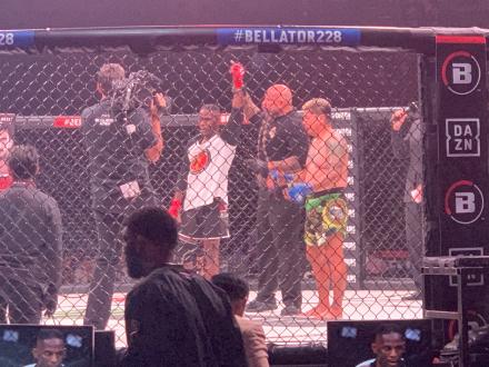 Antonio McKee defeats William Sriyapai via 2nd round TKO from ground & pound