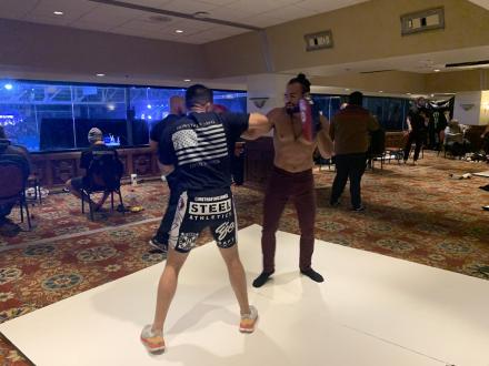 Albert Lee warming up