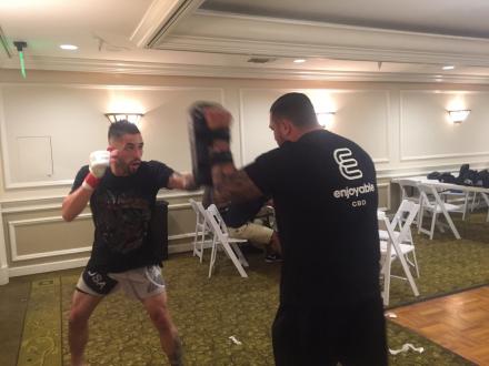 Mark warming up with Fernando